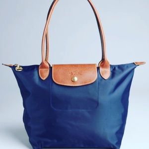 Meet your Posher, Juliette